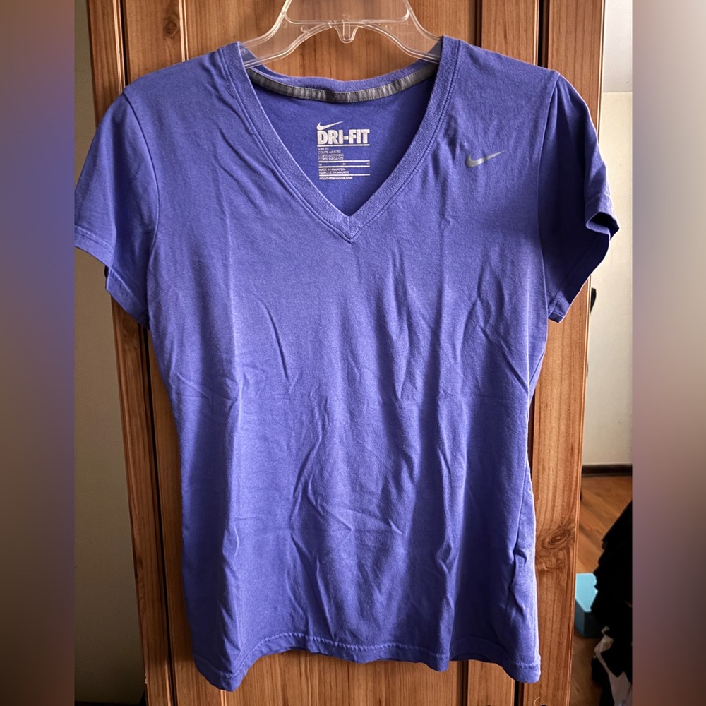 Nike dri-fit tshirt